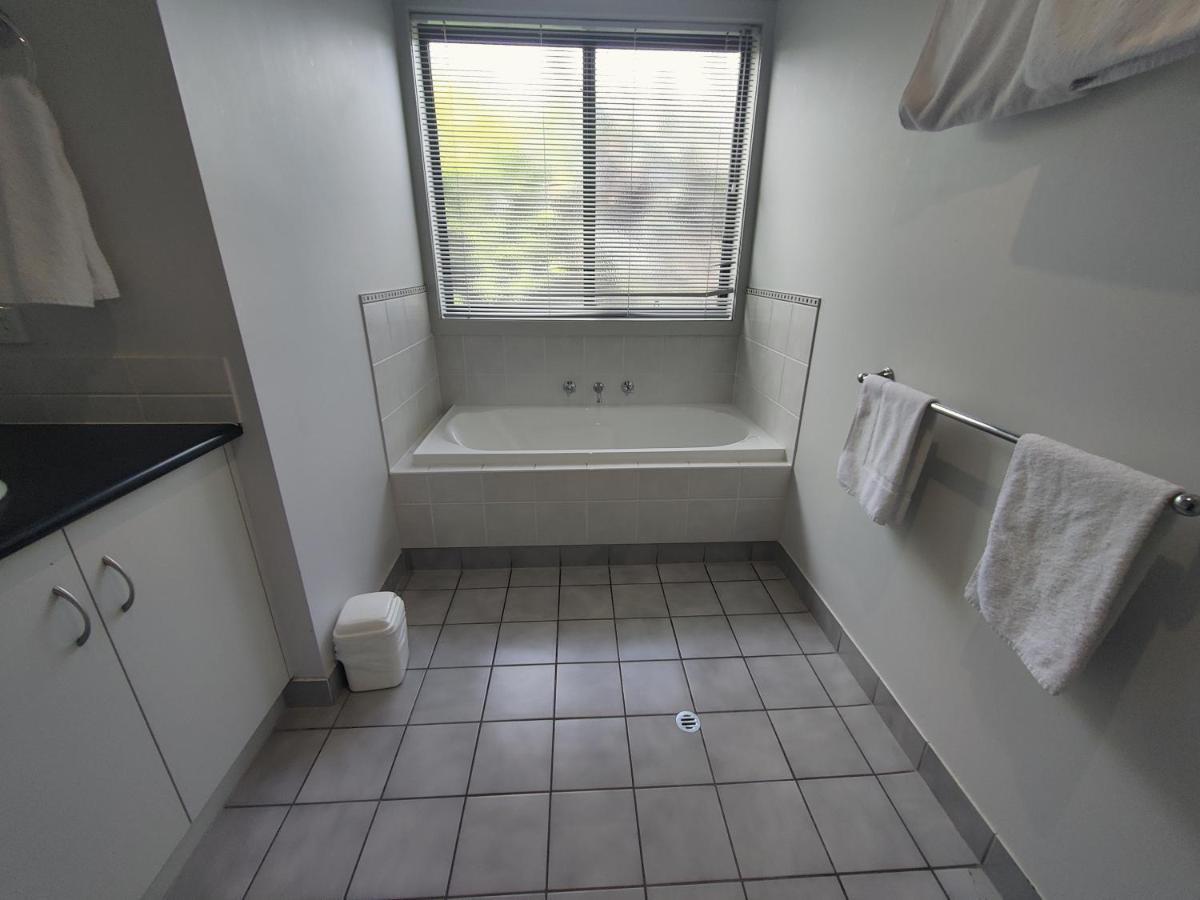 Belvoir Village Motel & Apartments Wodonga Ngoại thất bức ảnh