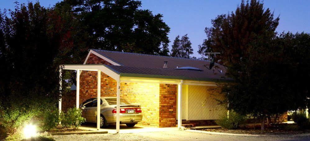 Belvoir Village Motel & Apartments Wodonga Ngoại thất bức ảnh